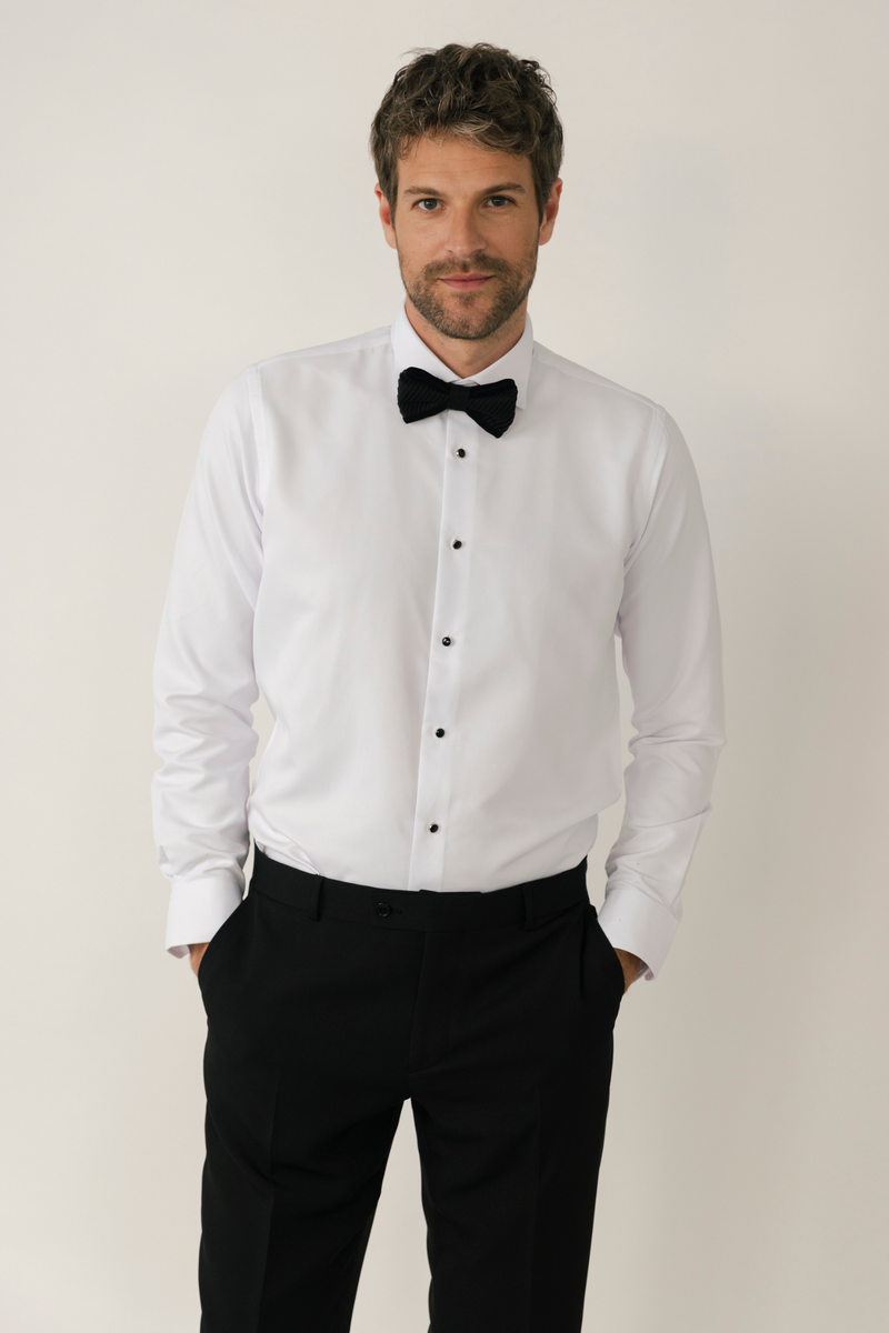 Beyaz Damatlık Ata Yaka Ayaklı Düğmeli Modern Fit Duble Manşet Papyon Hediyeli Gömlek