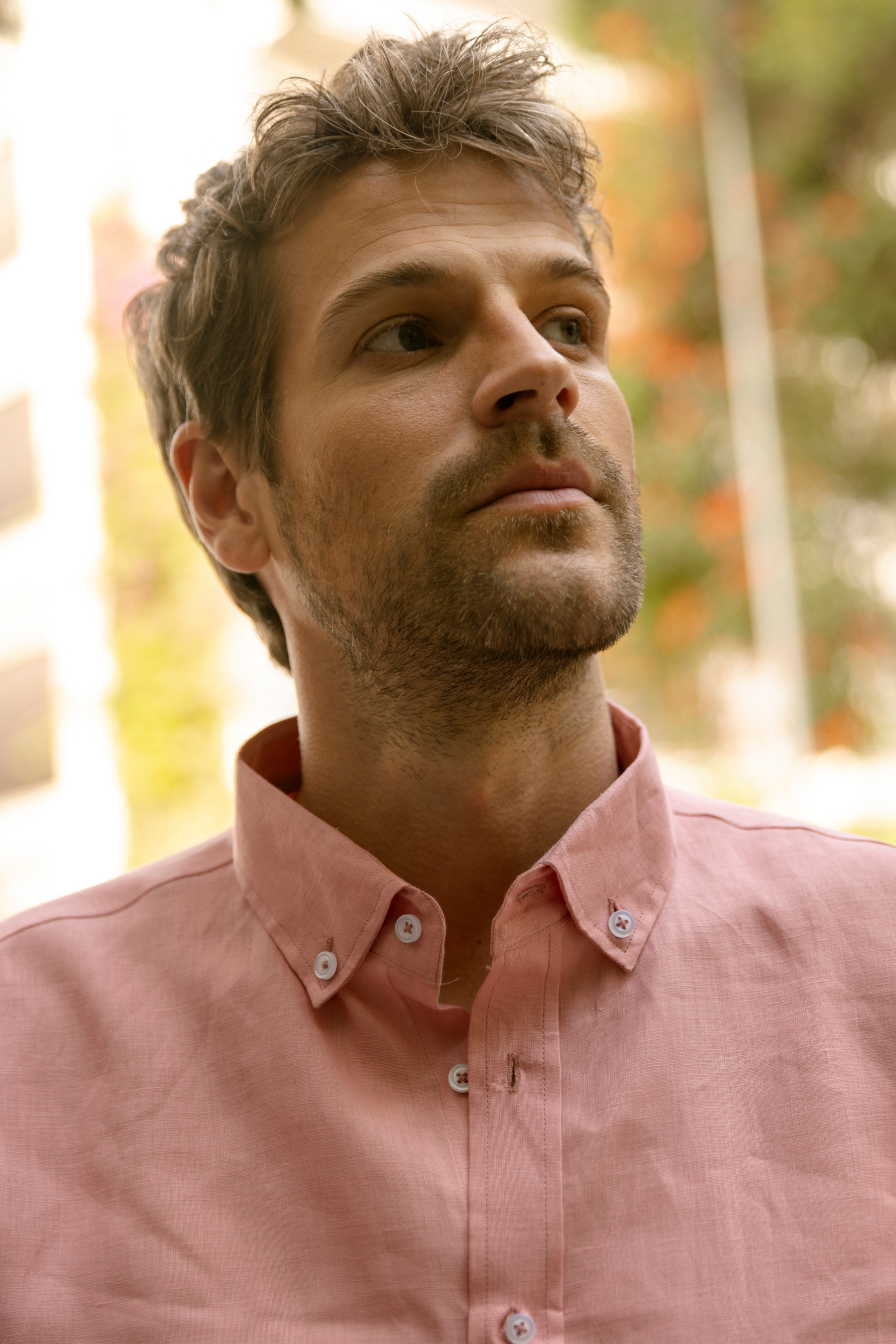 Pembe - Blush %100 Keten Düğmeli Yaka Casual Modern Fit Cepsiz Gömlek